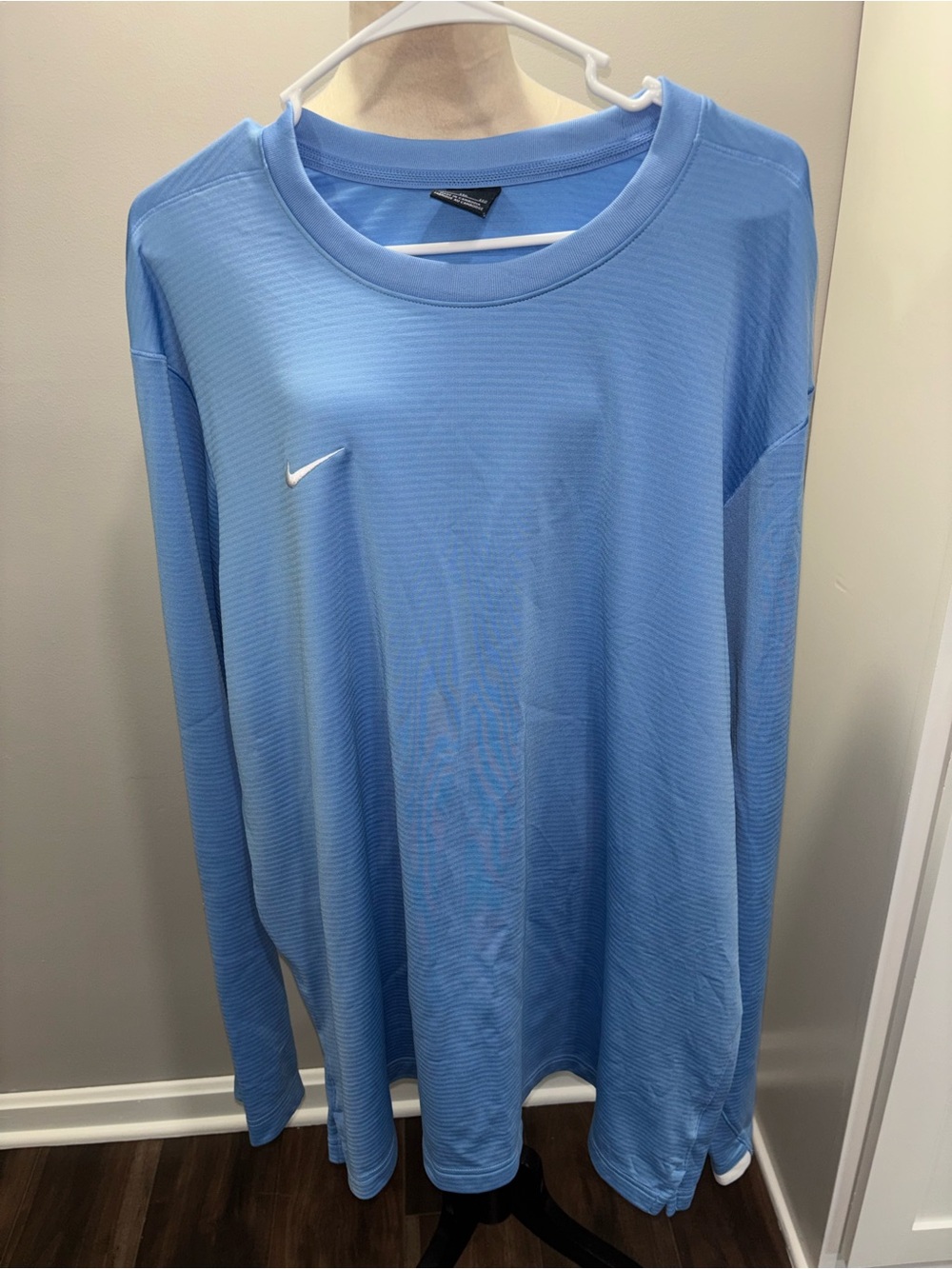 Nike Men’s XXL Shirt